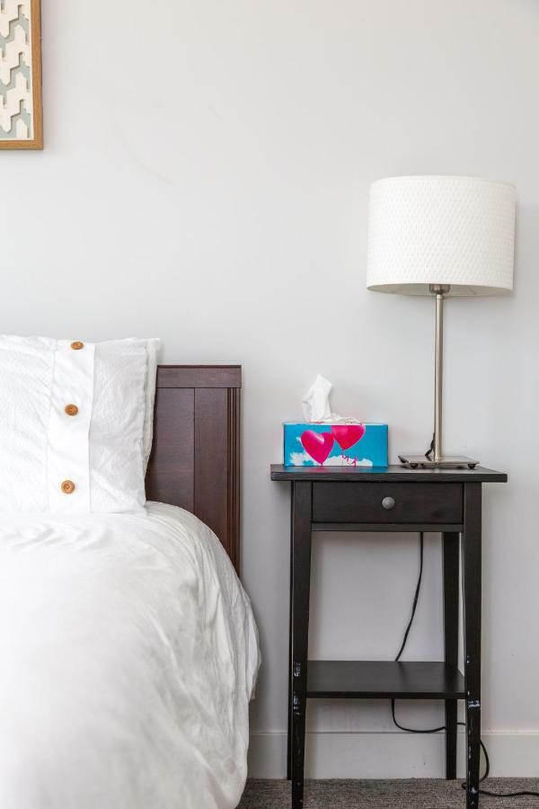 Apartamento Element On First By Manna YYC Habitación foto